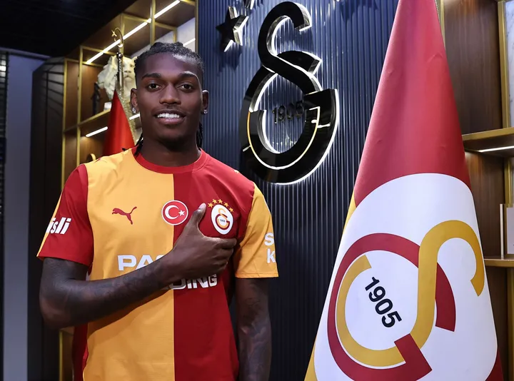 Portuguese striker Leao departs AC Milan for Galatasaray