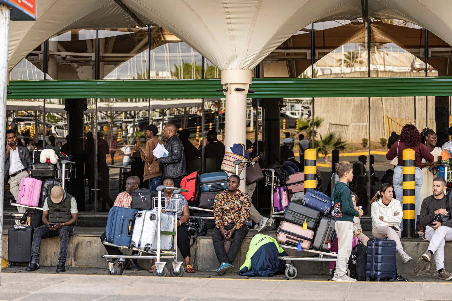 Kenya airport strike leaves passengers stranded overnight