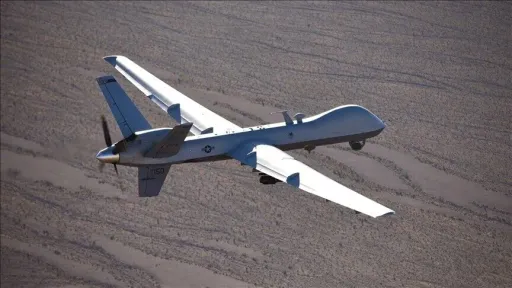 Iran tvrdi da je oborio američki dron iznad Hormuškog moreuza