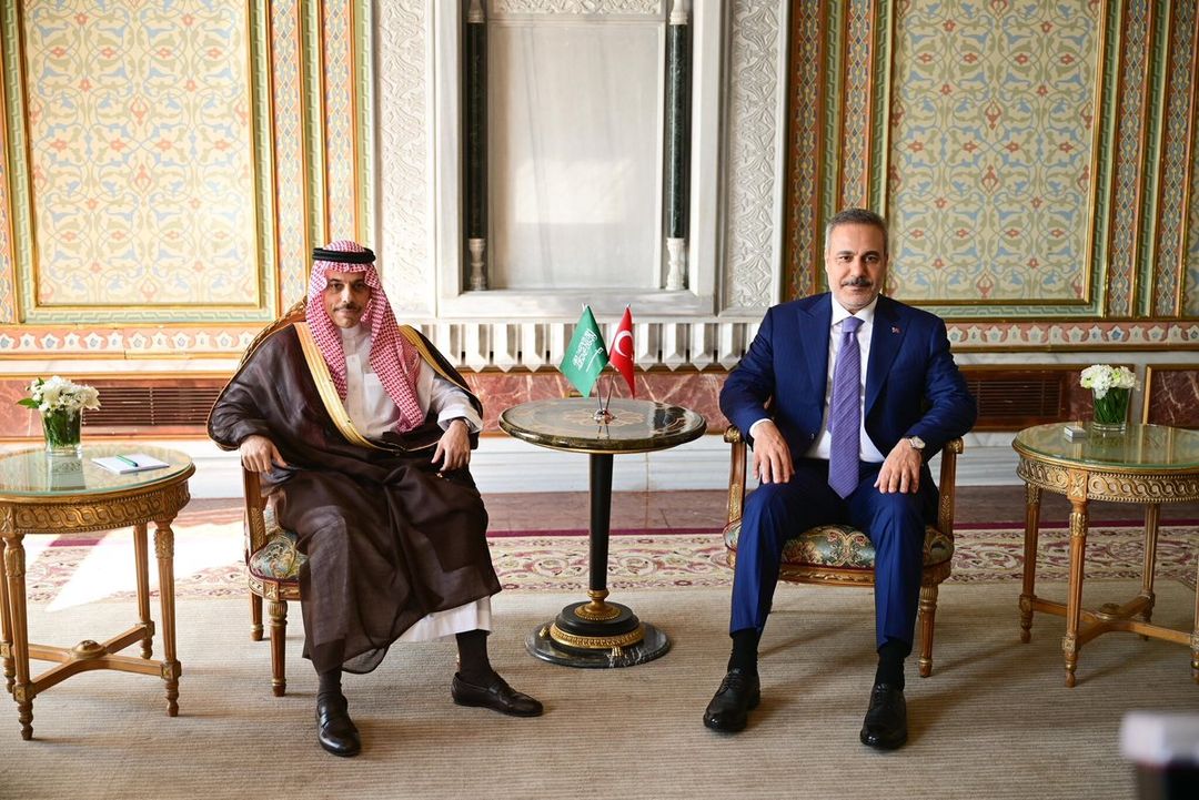 Ministri i Jashtëm turk Hakan Fidan takohet në Istanbul me homologun e tij saudit