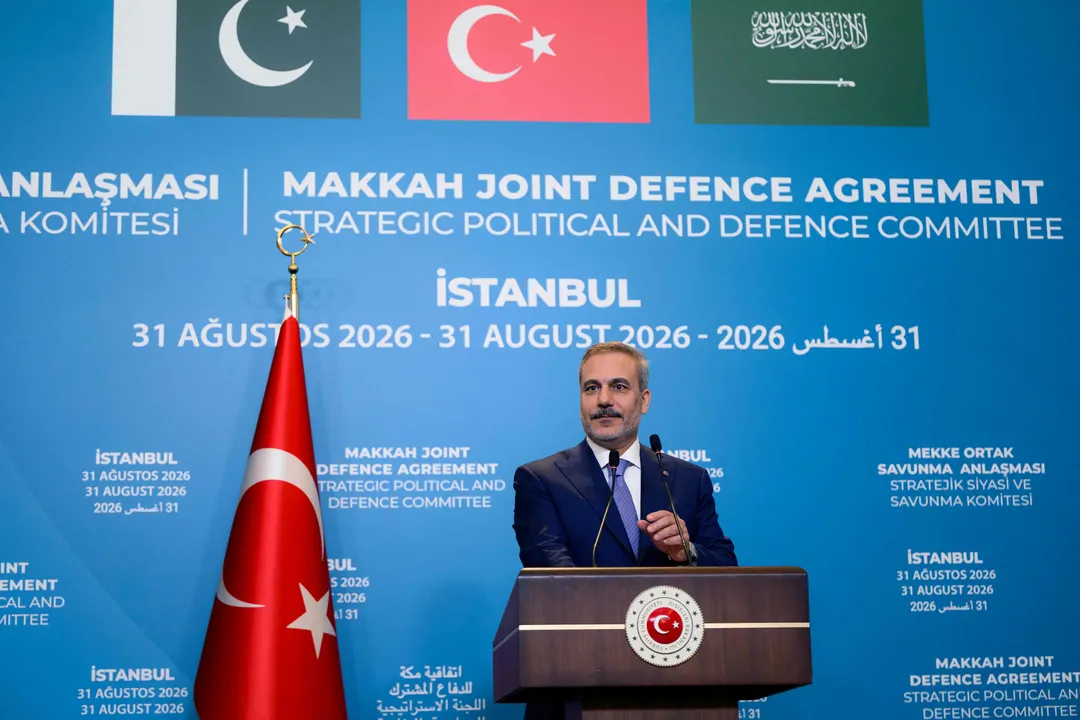 Wasiirka Arrimaha Dibadda Turkiga oo ka qaybgalaya shirka saddex-geesoodka Isbahaysiga Difaaca Maka