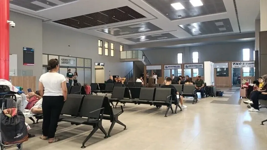 Republika Turke e Qipros Veriore pezullon zyrtarët e portit pas lundrimit të tragetit që u përmbys