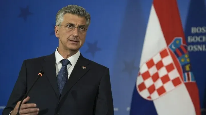 Plenković poručio da će Srbija zatvoriti vrata EU-a ako pokopa ratnog zločinca Mladića uz državne počasti