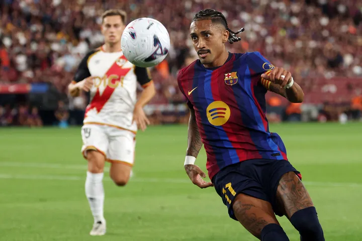 An manta da Raphinha da Pedri cikin 'yanwasa 30 da za su iya lashe kyautar Ballon d'Or