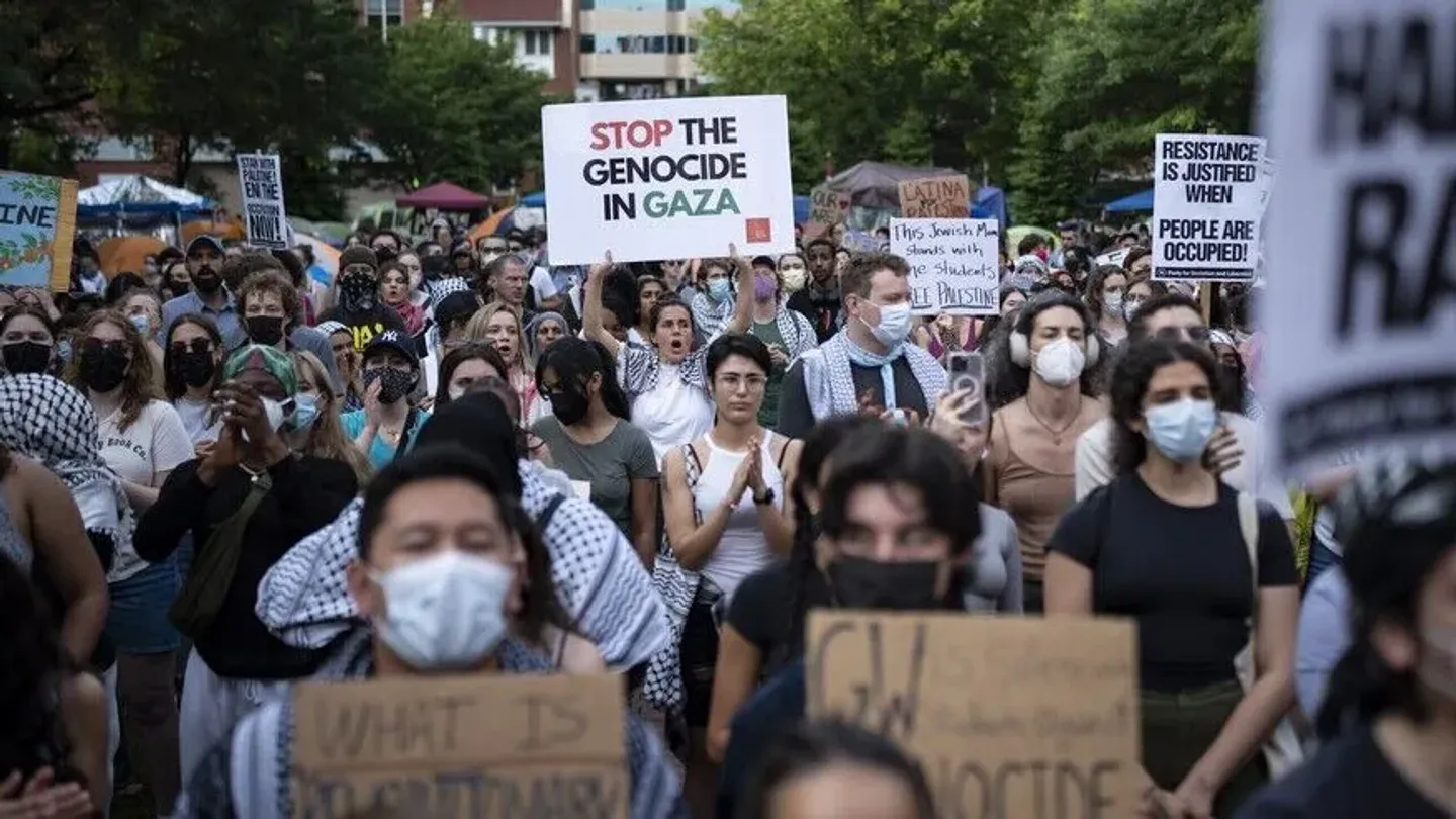 Studentët e universiteteve amerikane e lidhin Izraelin me “gjenocidin” ndaj palestinezëve