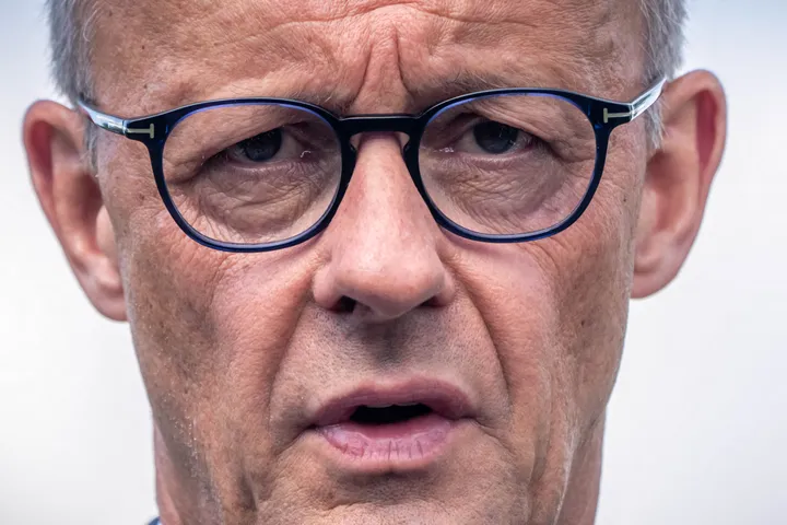 Pfiffe für Merz bei Wahlkampfauftritt in Kühlungsborn