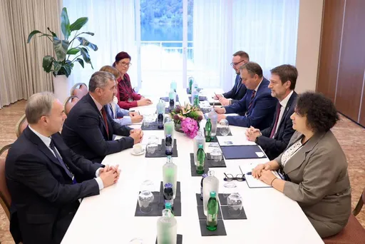 Hoxha: Shqipëria e Sllovenia ndajnë bindjen se zgjerimi i BE-së është një proces i bazuar në meritë