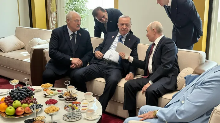 Эрдоган, Путин и Лукашенко обсудили ключевые темы в кулуарах саммита
