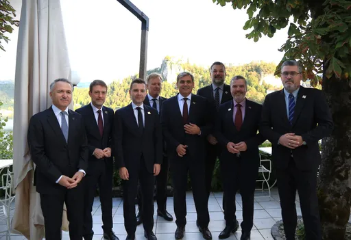 Kosova synon statusin kandidat në BE