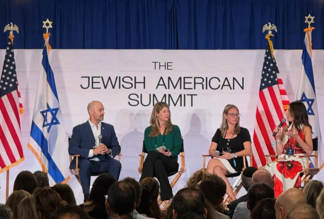 Fury as ex-Israeli spy delivers bigoted speech against Muslims, Quran and Prophet Muhammad in US