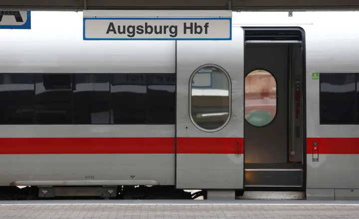 At least 2 injured in explosion at train station in southern Germany