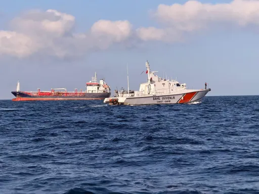 Two commercial ships collide off Istanbul's Silivri coast, 10 crew members missing