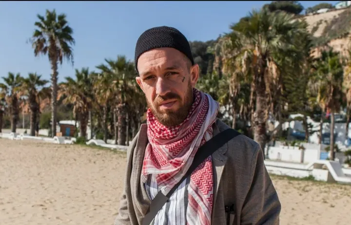 ¿Qué ocurre con Fergie Chambers, el activista pro-Palestina que EE.UU. ordenó detener en España?
