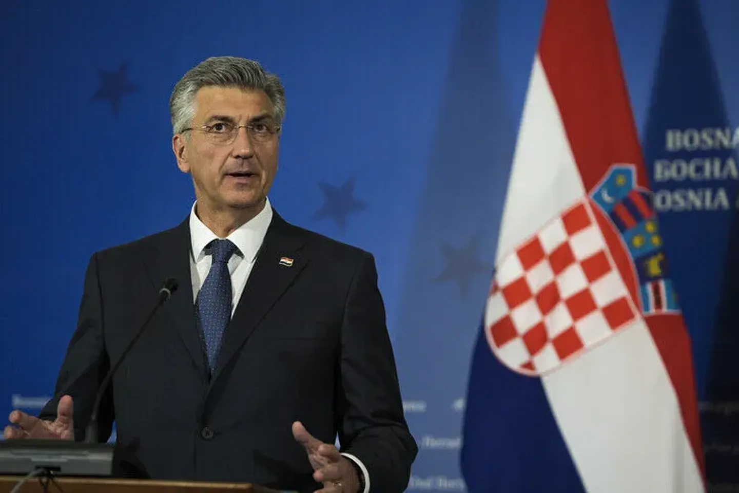 Plenkoviq: Glorifikimi i Mlladiqit është i papranueshëm, Serbia largohet nga Evropa