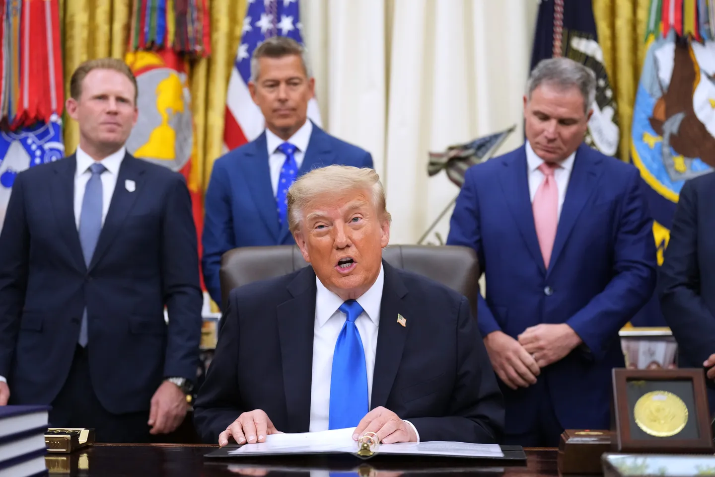 Trump says Apple, Google Maps have ratified 'Lake America'