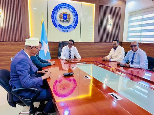 Wasiirka Amniga oo la Kulmay Wasiirrada Dawlad-goboleedyada u Qaabilsan Amniga