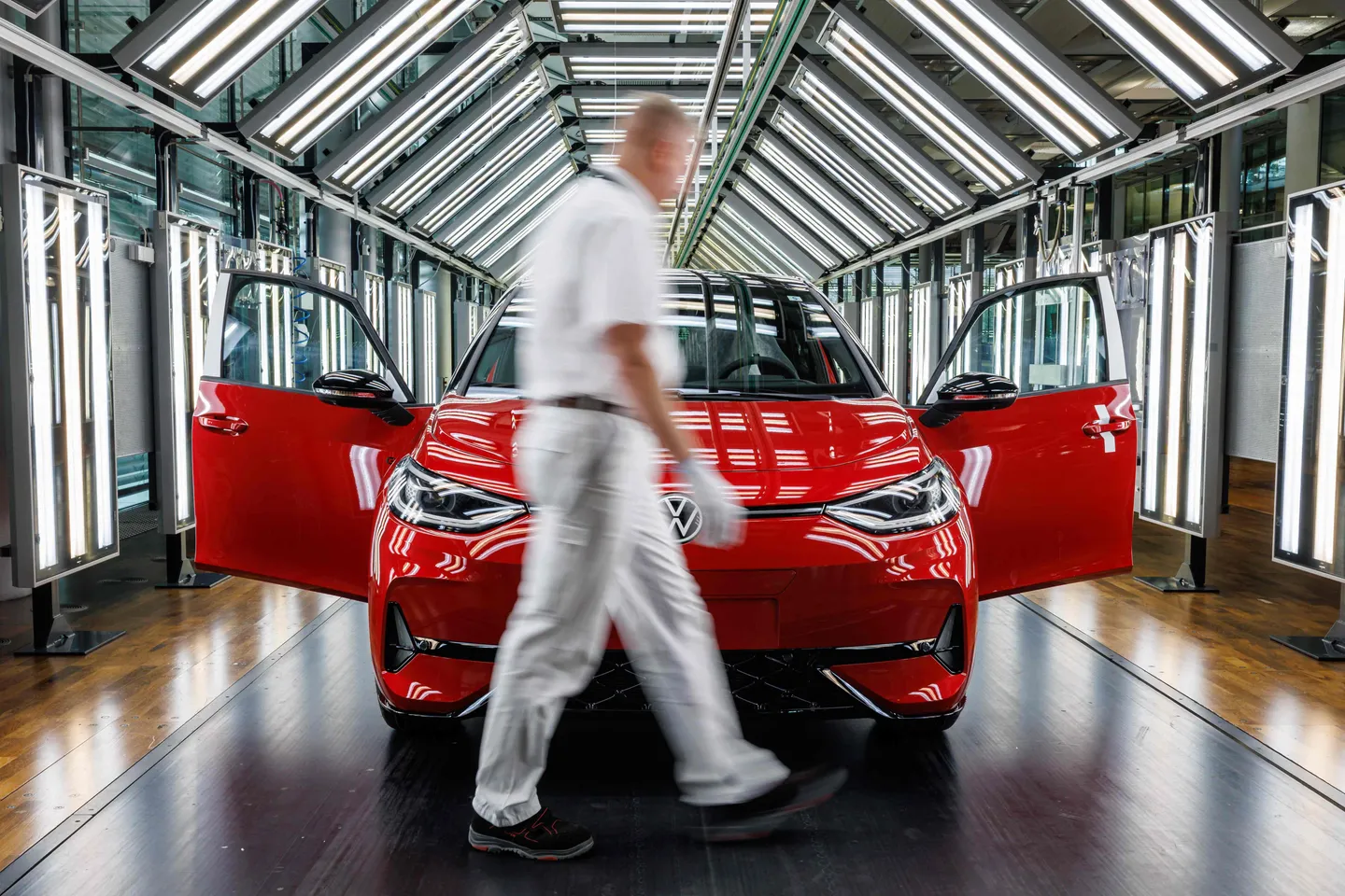 VW ruft weltweit mehr als 70.000 E-Autos zurück