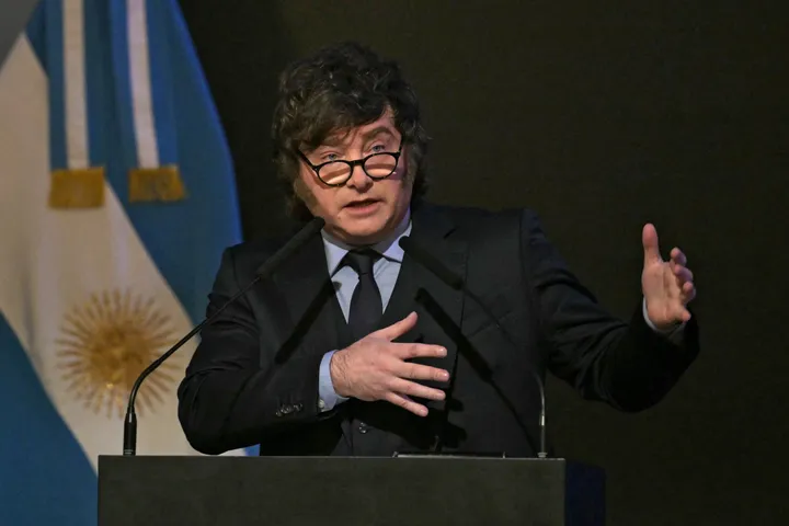 Milei pone a Malvinas en el centro de su agenda: sanciones, petróleo y el factor Trump