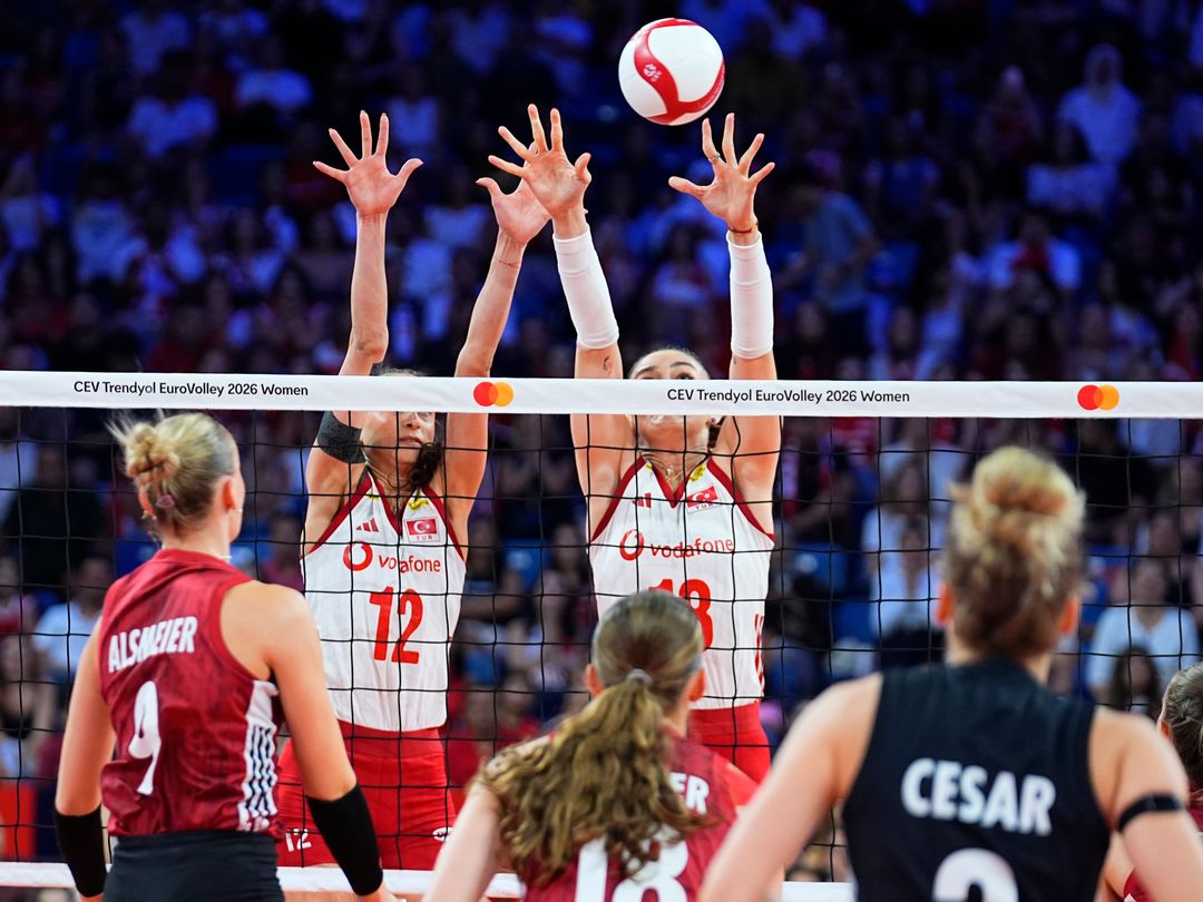 Türkiye kualifikohet në gjysmëfinale të EuroVolley pas fitores 3 1 ndaj Gjermanisë