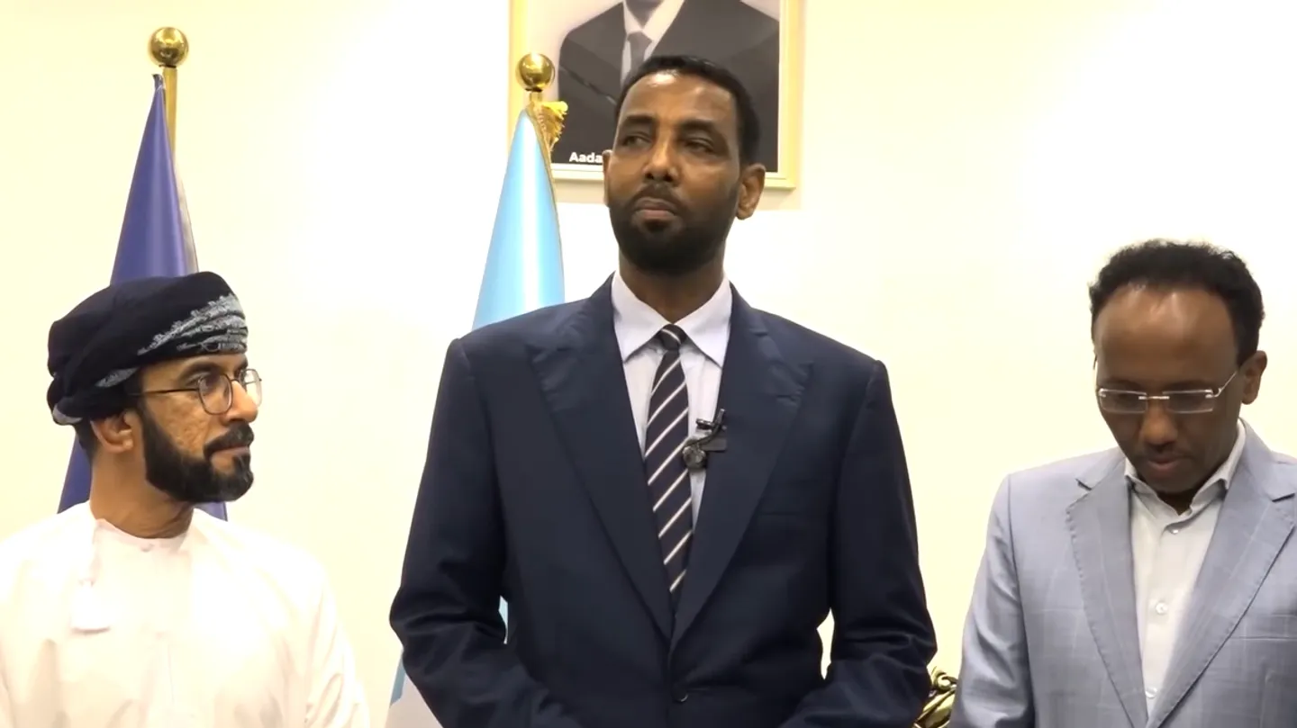 Duulimaadyada Muqdisho iyo Muscat oo Dib u Billowday 30 Sano Kaddib