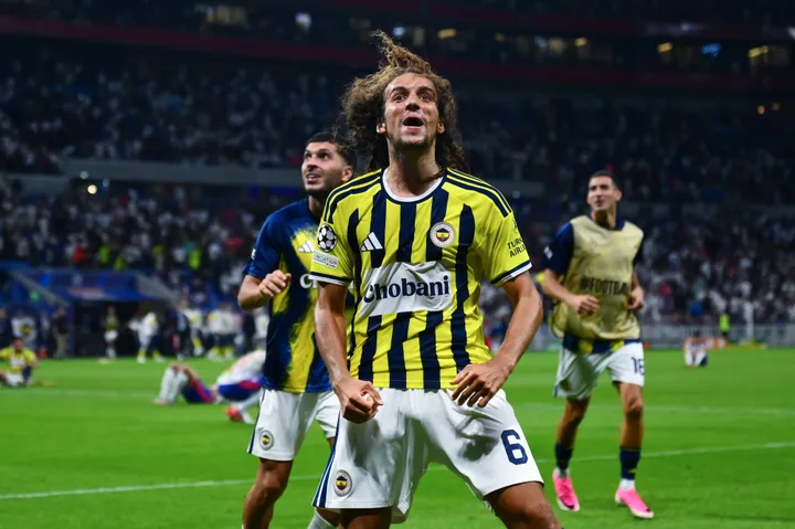 C1 : Guendouzi suspendu 4 matchs dont deux ferme pour insultes lors de Lyon-Fenerbahçe