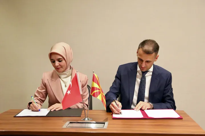 Maqedonia e Veriut dhe Türkiye nënshkruajnë memorandum bashkëpunimi në fushën e shërbimeve sociale