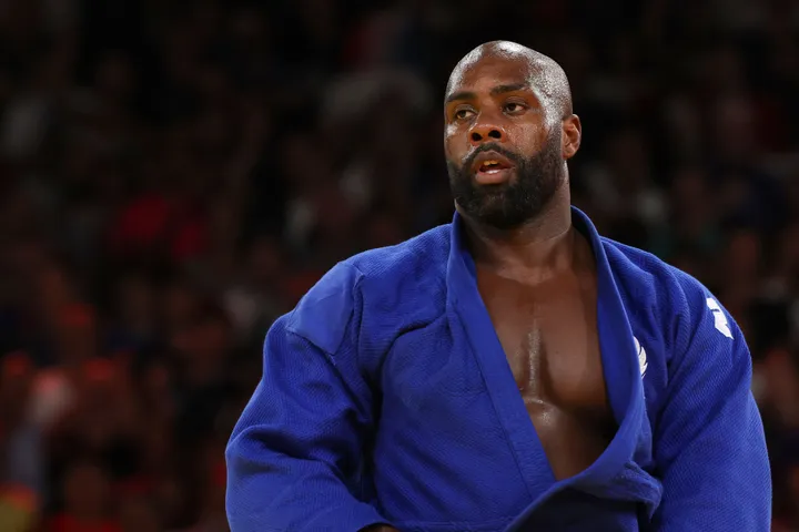 Messages haineux ciblant Teddy Riner: enquête ouverte pour injures racistes et cyberharcèlement