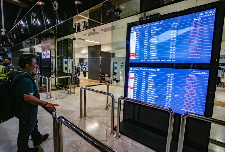 Pemulihan penerbangan dipercepat, pemerintah RI siapkan 10 bandara dan langkah darurat lain