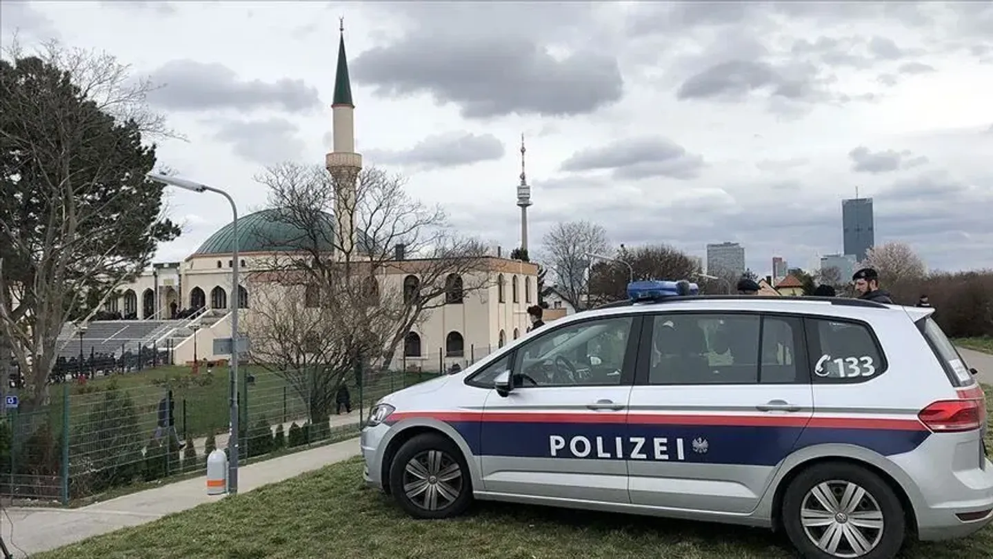 Austrijska ministrica za Evropu pozvala na zabranu “političkog islama” i Muslimanskog bratstva