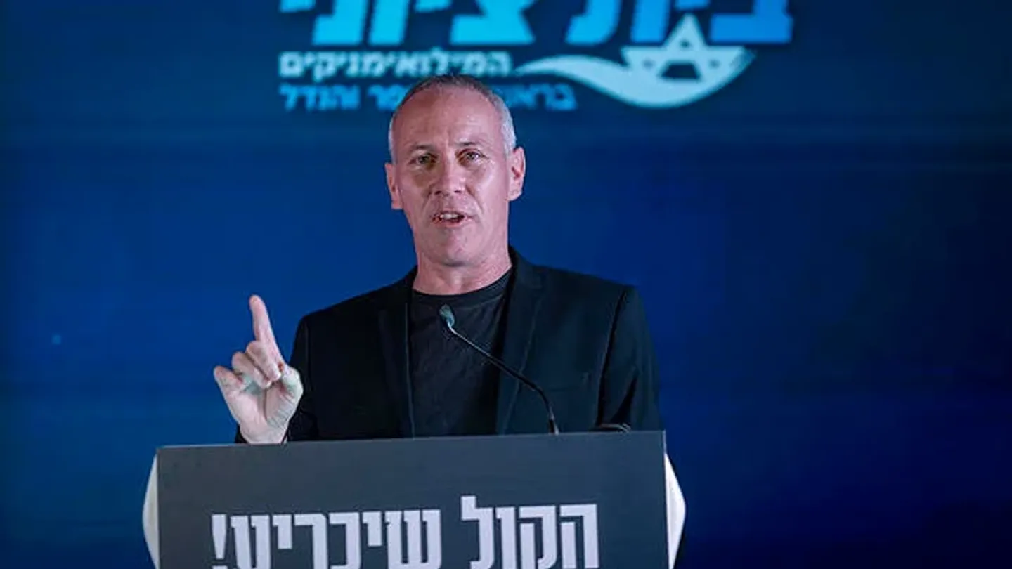 טרופר שוקל בריתות פוליטיות חדשות לקראת הבחירות בישראל