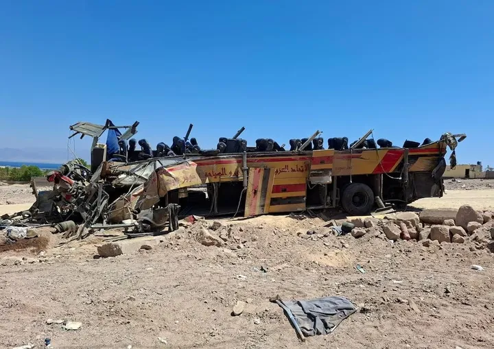 Two killed, 25 injured after Egyptian pilgrims' bus crashes near Mecca