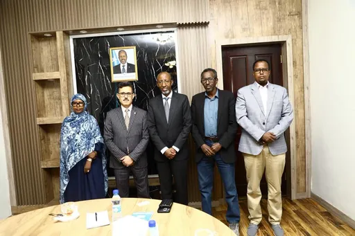 Soomaaliya iyo Aljeeriya oo ka Wada Hadlay Xoojinta Iskaashiga Waxbarashada