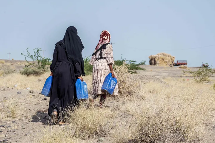 التصعيد العسكري يفاقم النزوح في اليمن.. أكثر من 122 ألف شخص خلال أسبوعين