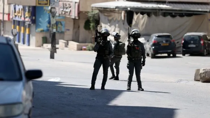 Izraelska vojska uvela policijski sat tokom racije u blizini okupiranog Istočnog Jerusalema
