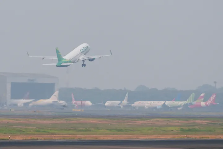Indonesia reopens affected airports as Anak Krakatau ash disruption eases