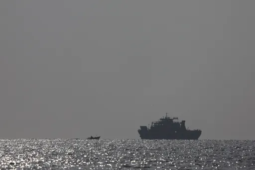 Qatar, China discuss freedom of navigation in Strait of Hormuz