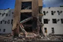 Российский дрон ударил по телеканалу «Мы — Украина» во время прямого эфира
