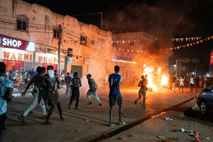 Calm returns to Gambia after protests over power cuts
