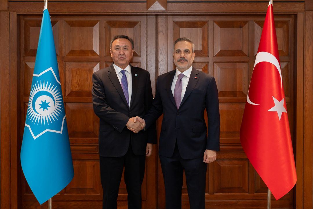 Fidan pret në Ankara sekretarin e përgjithshëm të Organizatës së Shteteve Turkike  OTS 