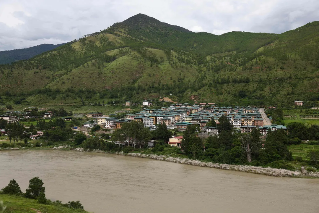 भूटान में हिमनद झील फटने से अचानक आई बाढ़, पश्चिम बंगाल और असम में हाई अलर्ट