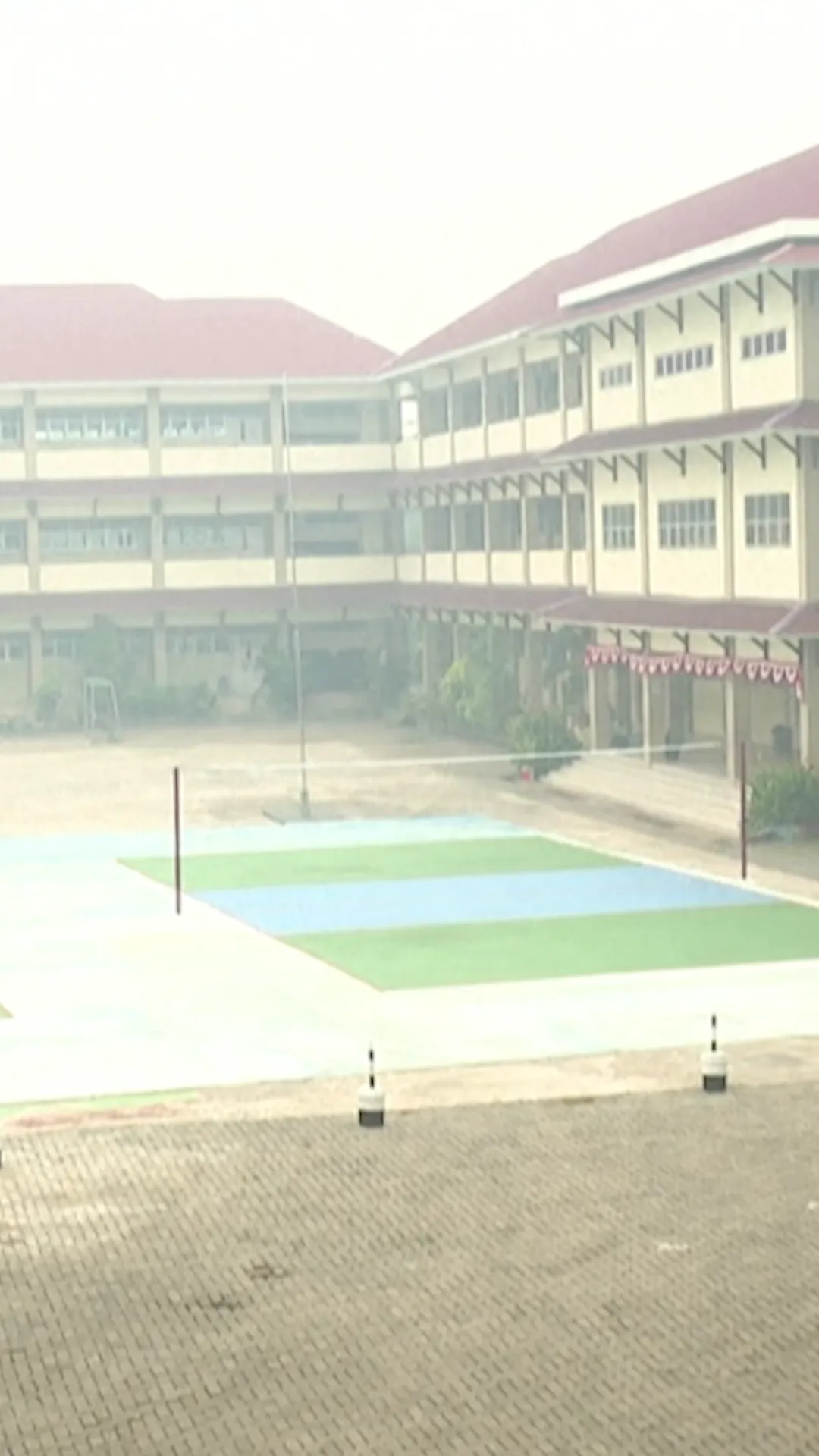 Sekolah di Kalbar tutup imbas kabut asap, 200 ribu siswa belajar daring