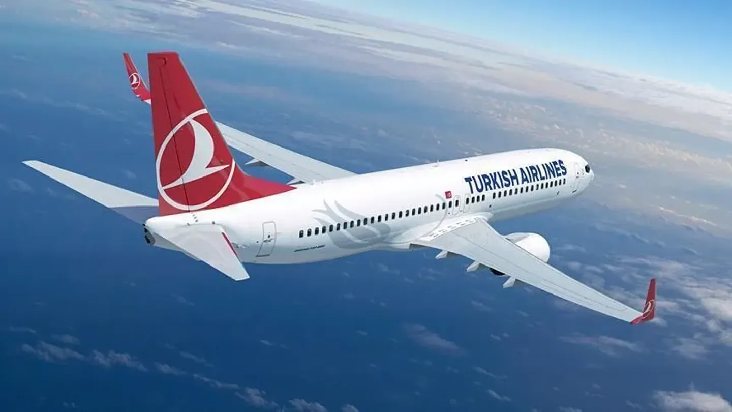 "Turkish Airlines" transporton 64 milionë pasagjerë në tetë muajt e parë të 2026-ës