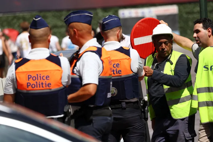 Brussels building engulfed by fire, search continues for possible victims