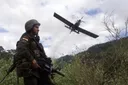 De la Espriella quiere retomar la fumigación aérea de coca en Colombia, pero ¿qué desafíos enfrenta?