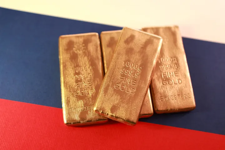 Россия стала крупнейшим продавцом золота в мире