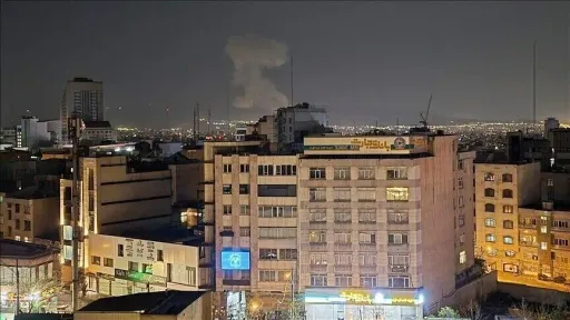 Iranska državna televizija: Eksplozije u blizini otoka Qeshm te gradova Sirik i Minab