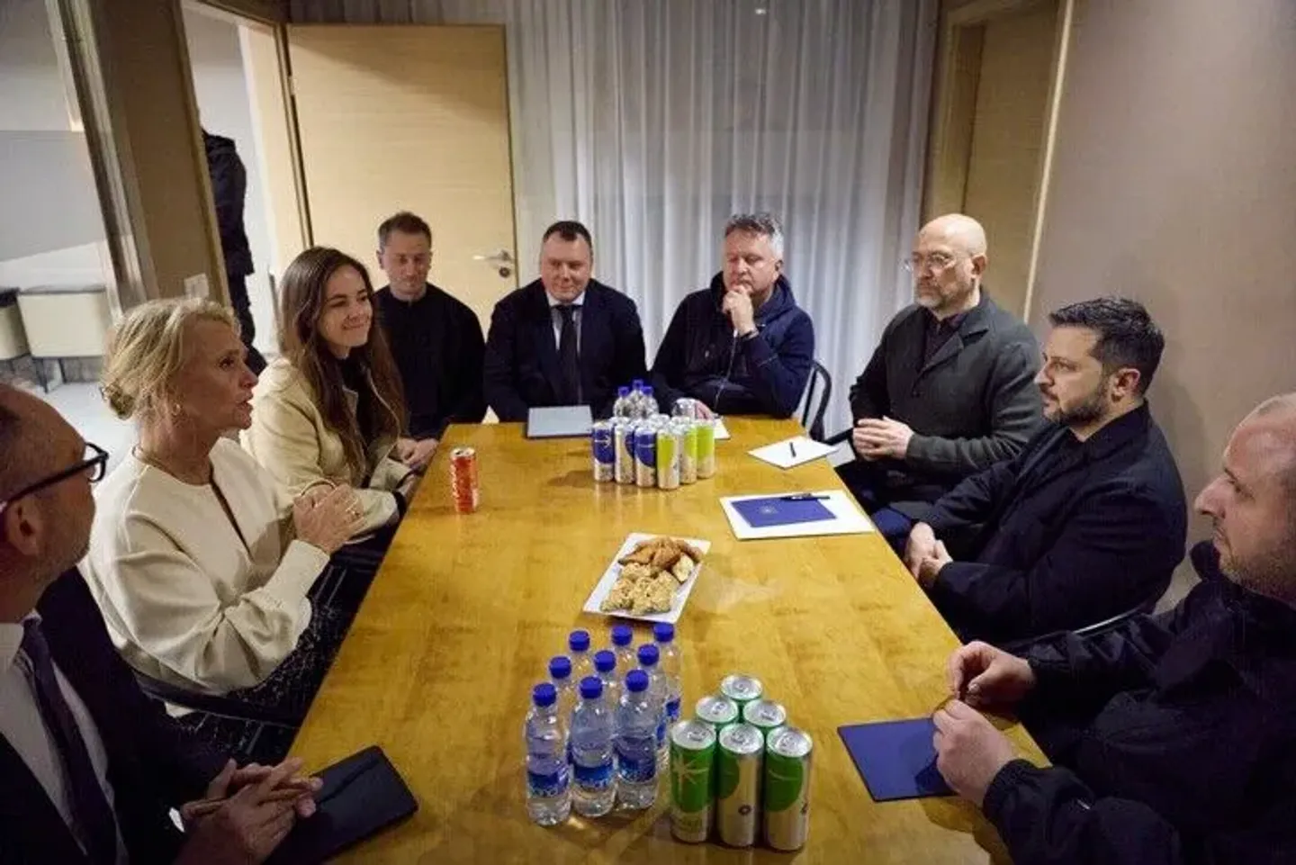 Zelenski i islandska ministrica razgovarali o pripremama za zimu i protuzračnoj odbrani