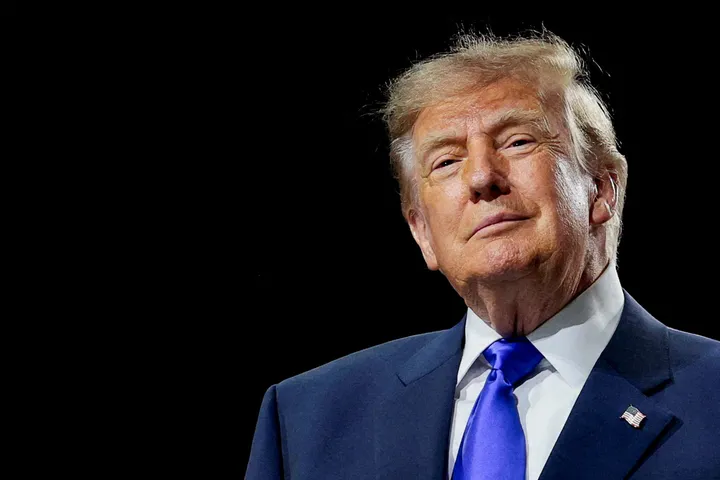 Трамп хочет посадить Путина и Зеленского за один стол