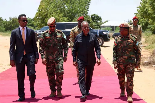 Madaxweyne Xasan Sheekh oo Kormeeray Taliska Qaybta 1-aad ee Ciidanka Gaarka ah ee Gorgor