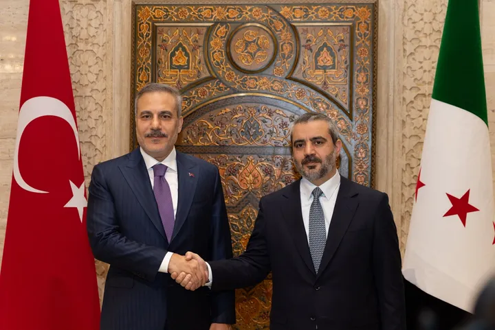 الشيباني خلال لقائه فيدان: بحثنا تفعيل اللجنة المشتركة العليا مع تركيا ورفع التبادل التجاري